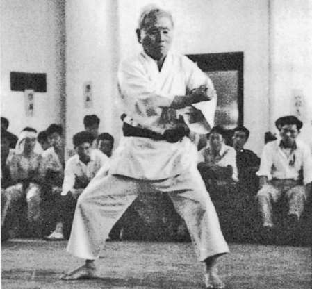 funakoshi sensei karate shotokan